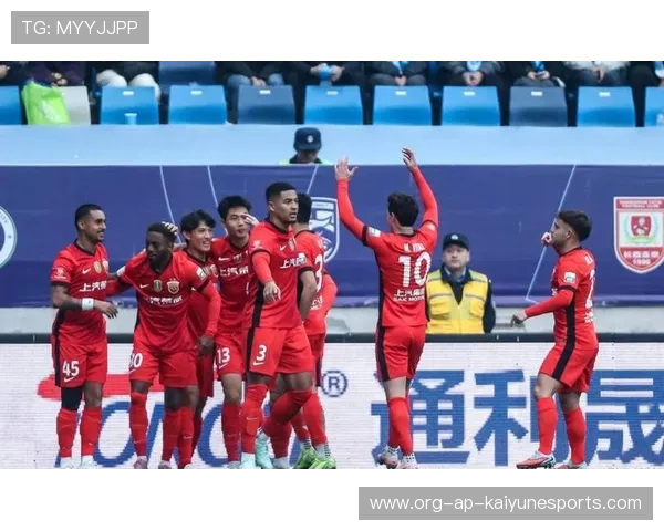 上海海港锋线火力强劲，上海 海港